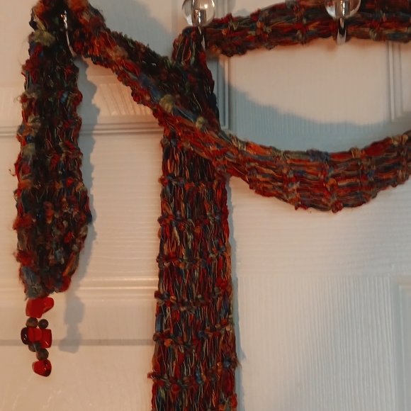 EUC,multi colored neck scarf or accessory - Picture 9 of 9
